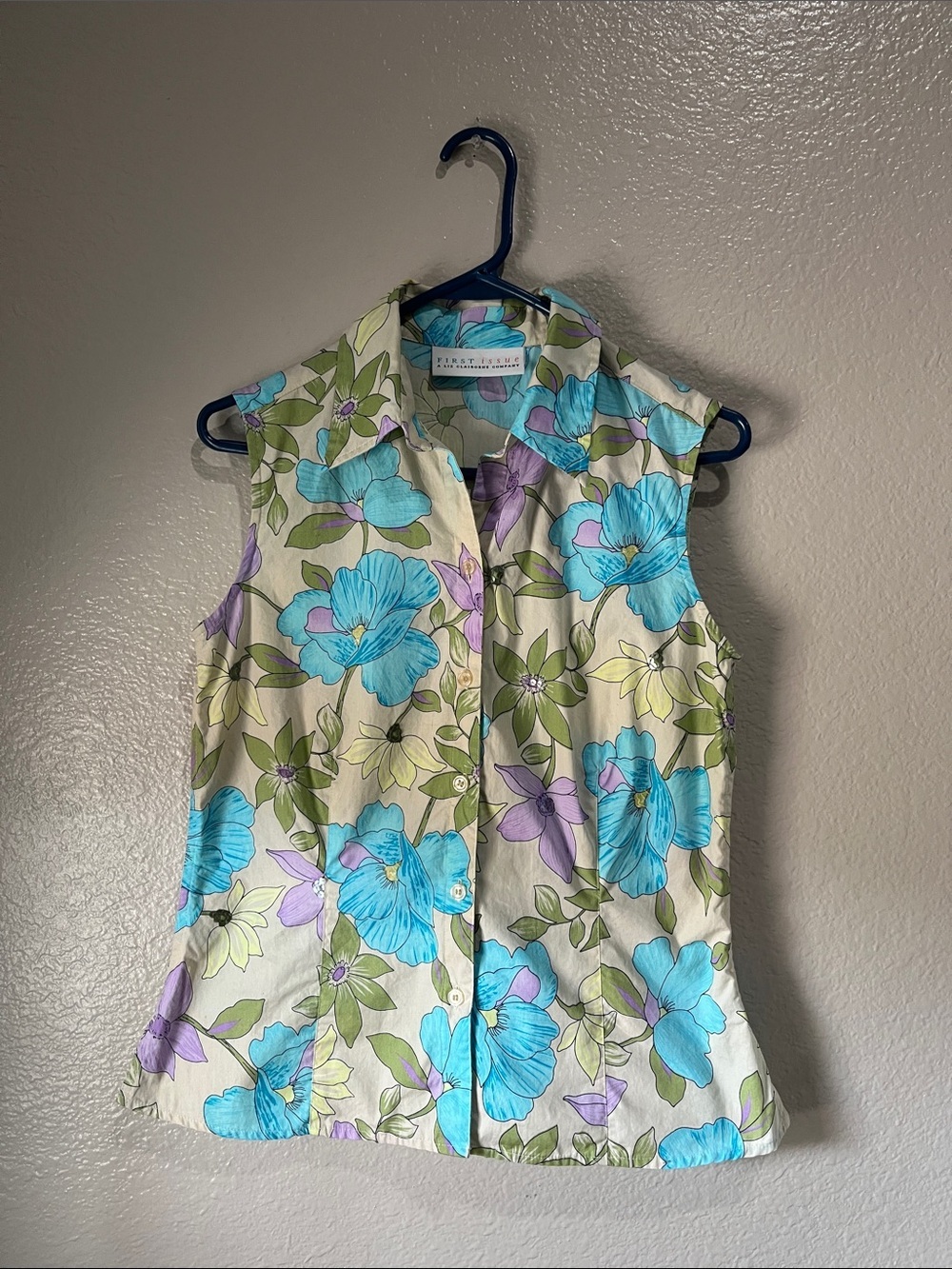 Liz Claiborne Sleeveless Floral Button-Down Top Blue Purple Green Cream Sz S